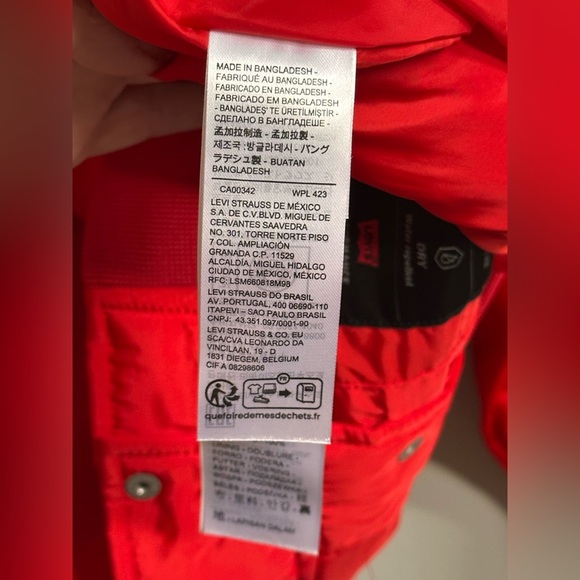 Levi’s Gold Tab Redwood Tech Baseball Jacket Women’s XL Oversized Red Bomber - Picture 11 of 11